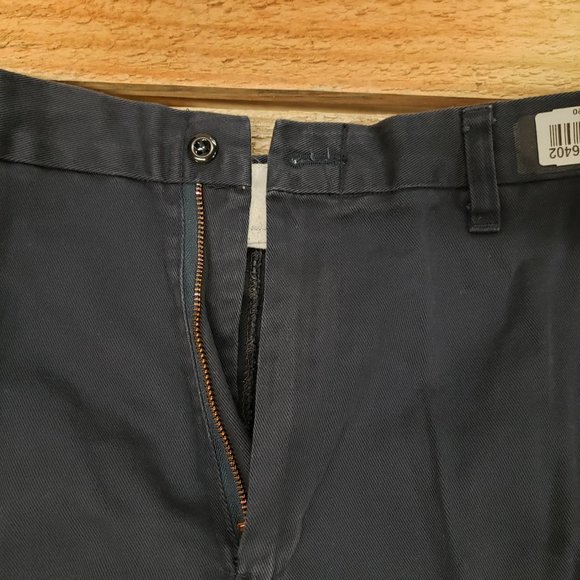 3 Work Pants - #340 - 40x31 - Excellent Condition - Picture 3 of 5